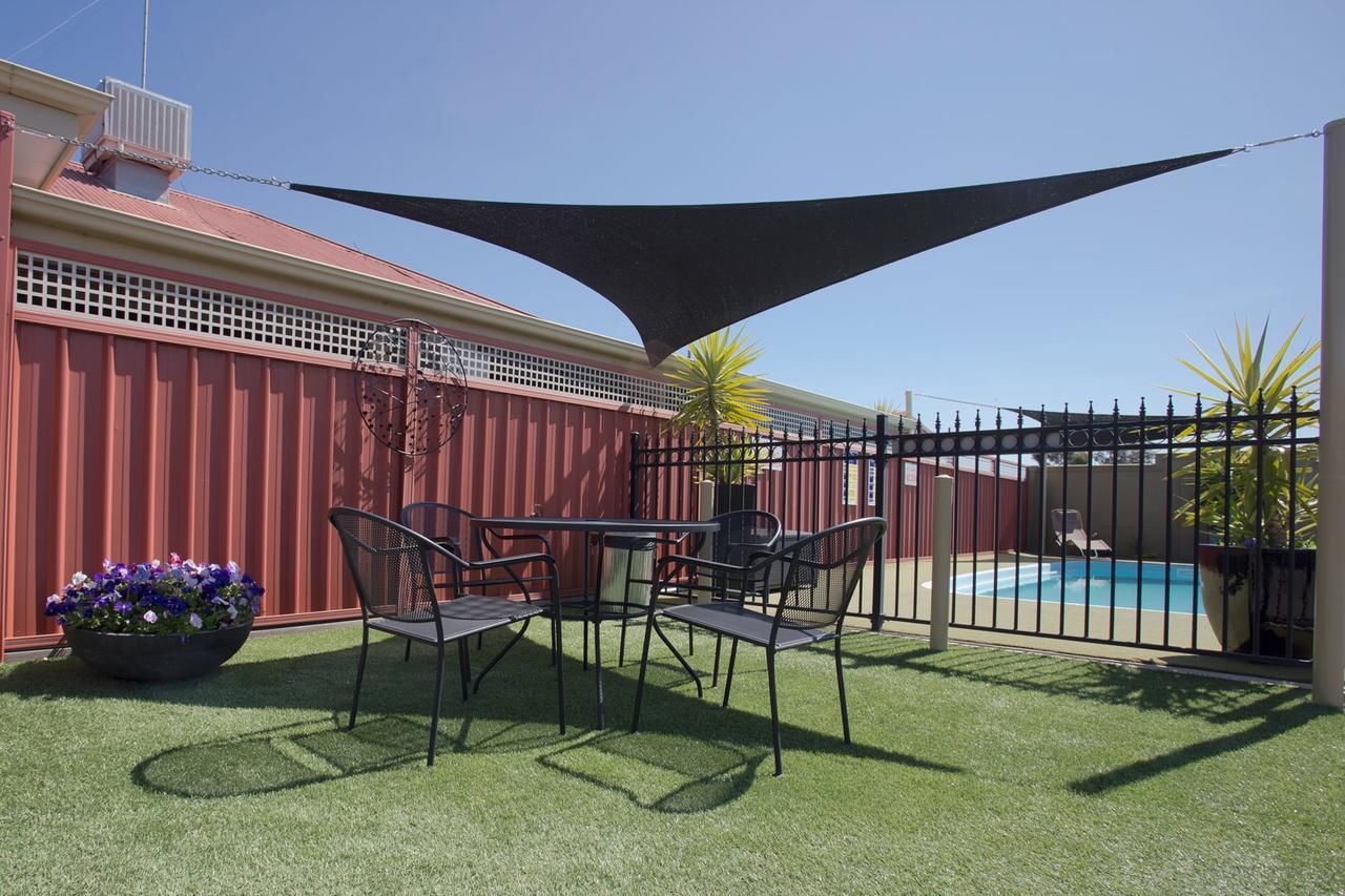 Horsham Country City Motor Inn Esterno foto